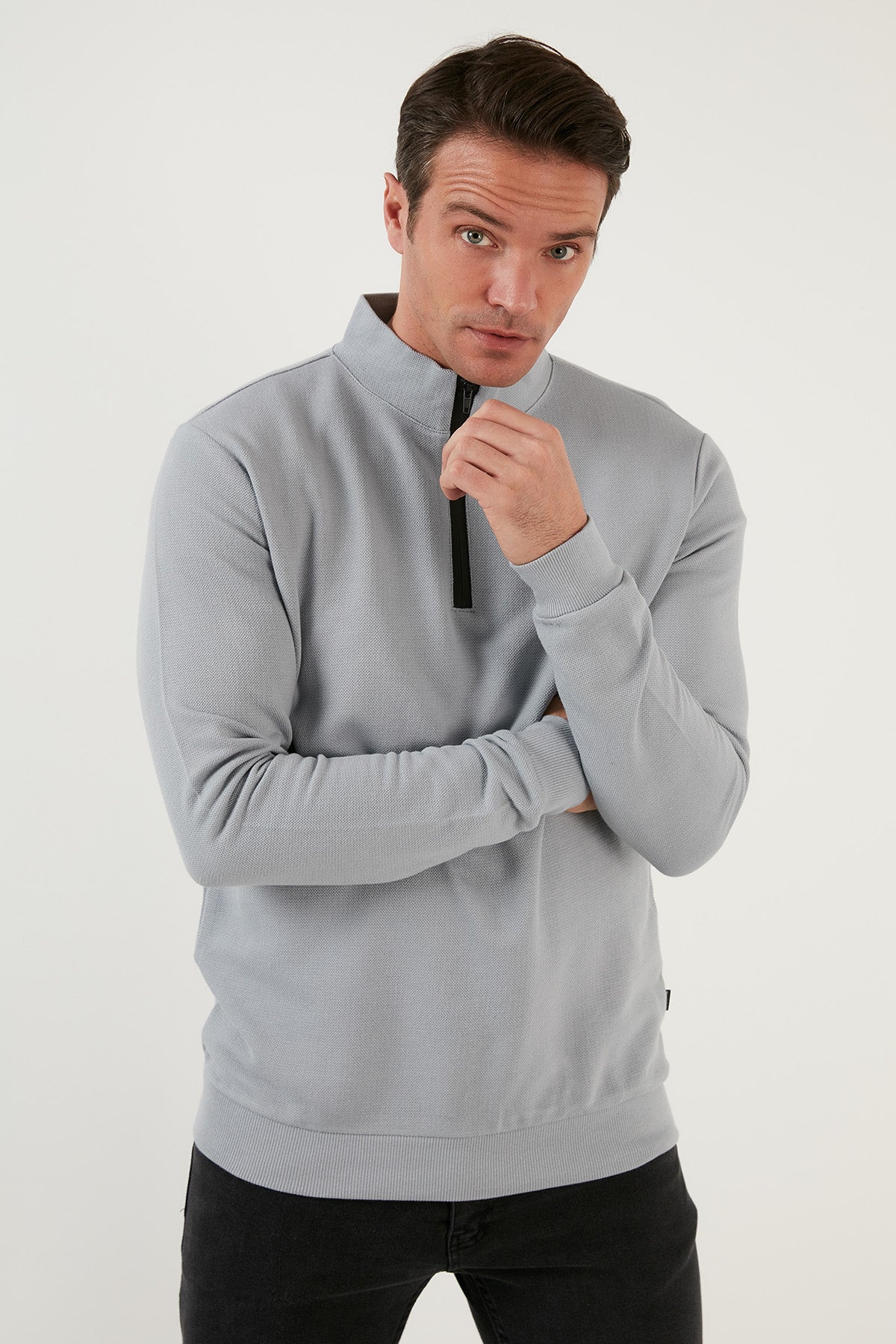 Buratti Cotton Slim Fit Half Zipper Stand Up Collar Men&#39;s Sweatshirt - BEIGE