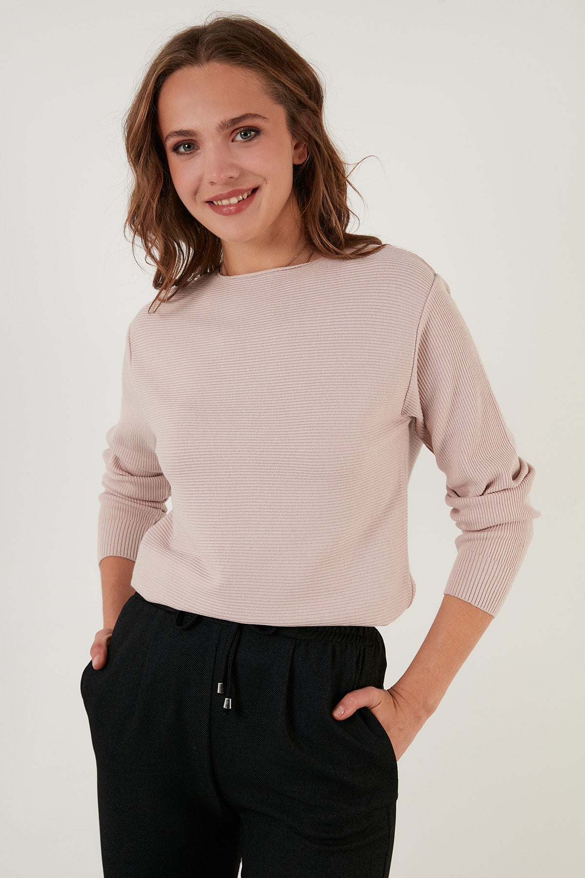 Lela Crew Neck Textured Women's Sweater - POWDER